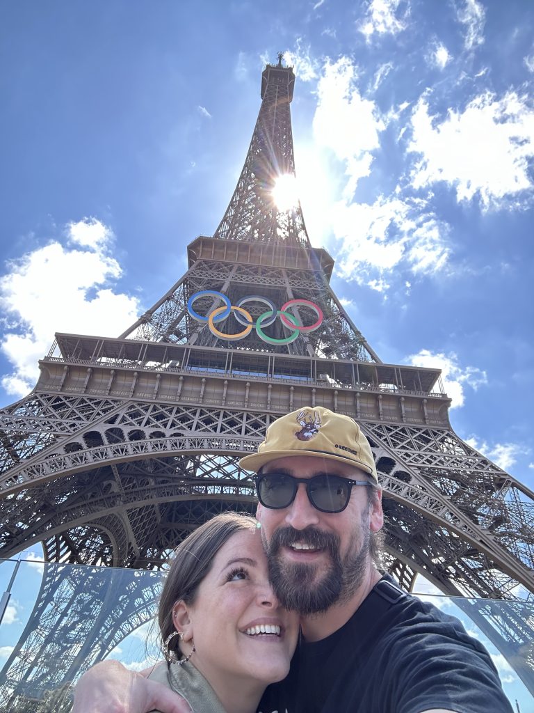 with boyfriend in front of eiffel tower