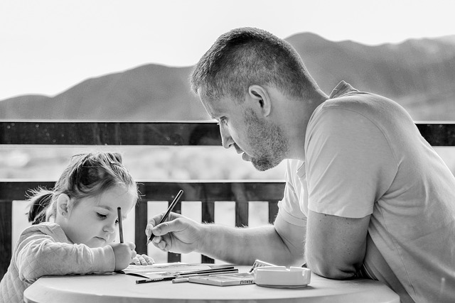 DAD AND LITTLE GIRL
